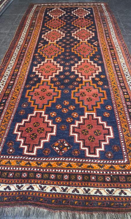 Shiraz 316 x 136 cm